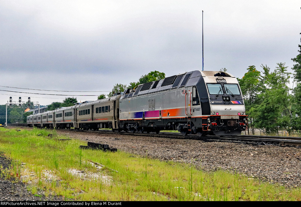 NJT 4546 on train 1110